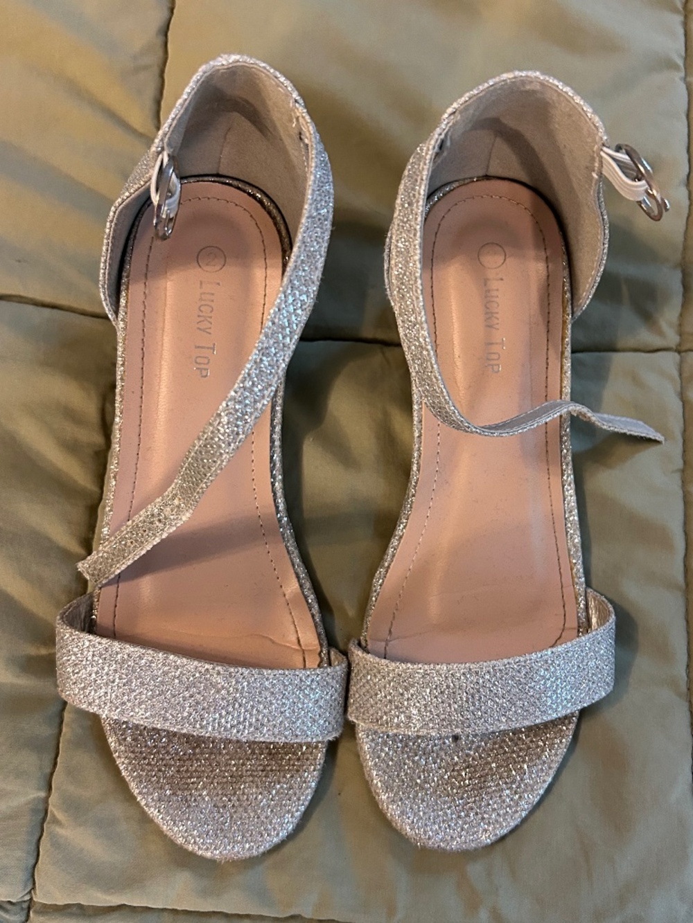 Girl's dress shoe